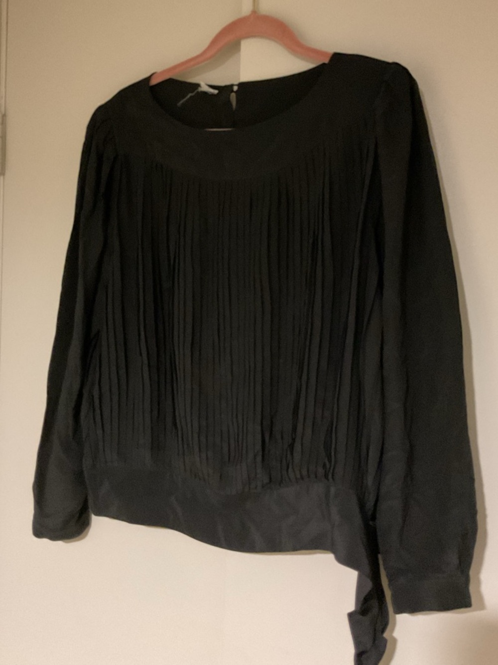 Elegant Black Pleated Long-Sleeve Women's Top